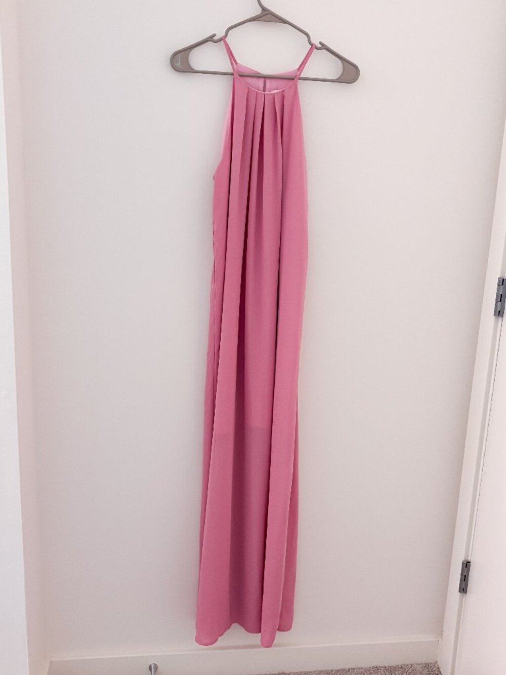 Everly Pink Pleated Halter Neck Maxi Dress Size Small Sleeveless Lined